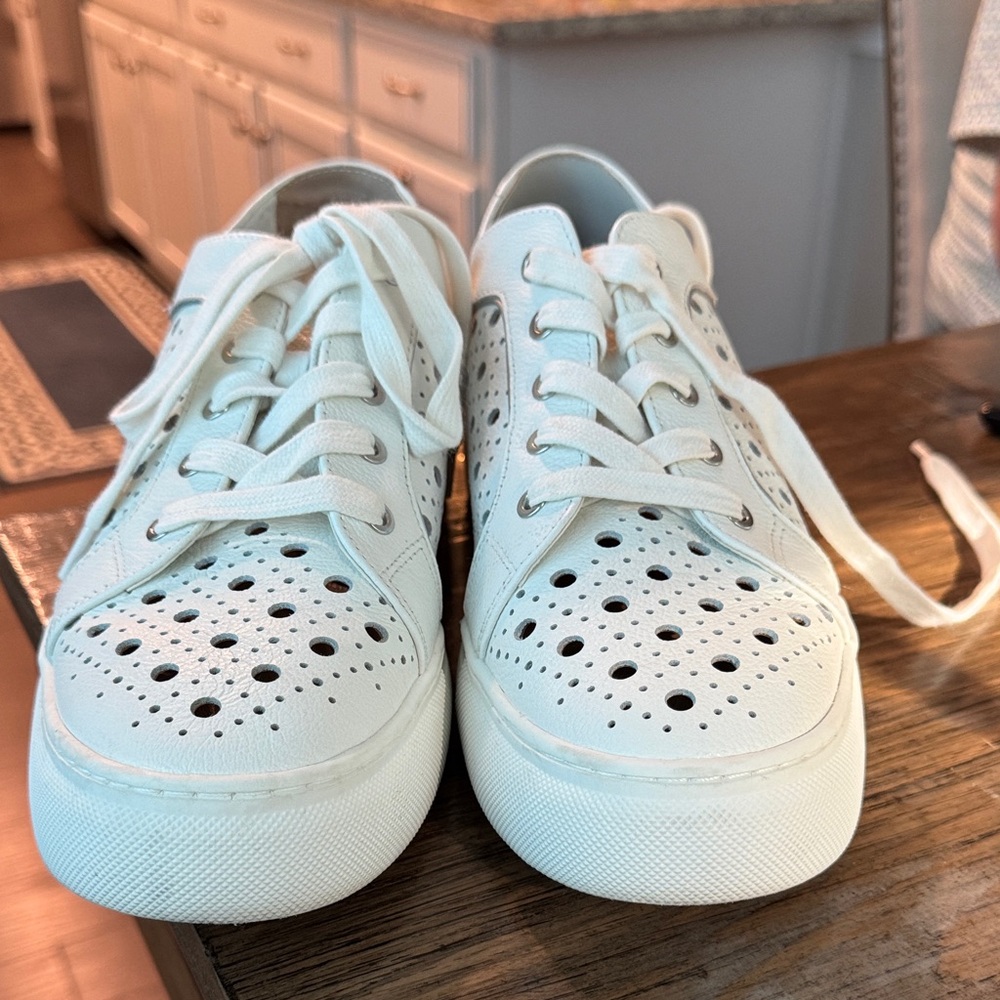 Alex Marie White Sneakers
